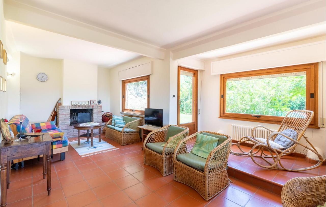 Nice Home In San Giustino Pg Buitenkant foto